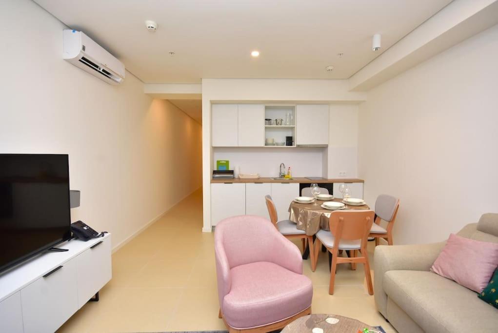Brand New ! Seaside Apt With Poolview & Parking Budva Luaran gambar